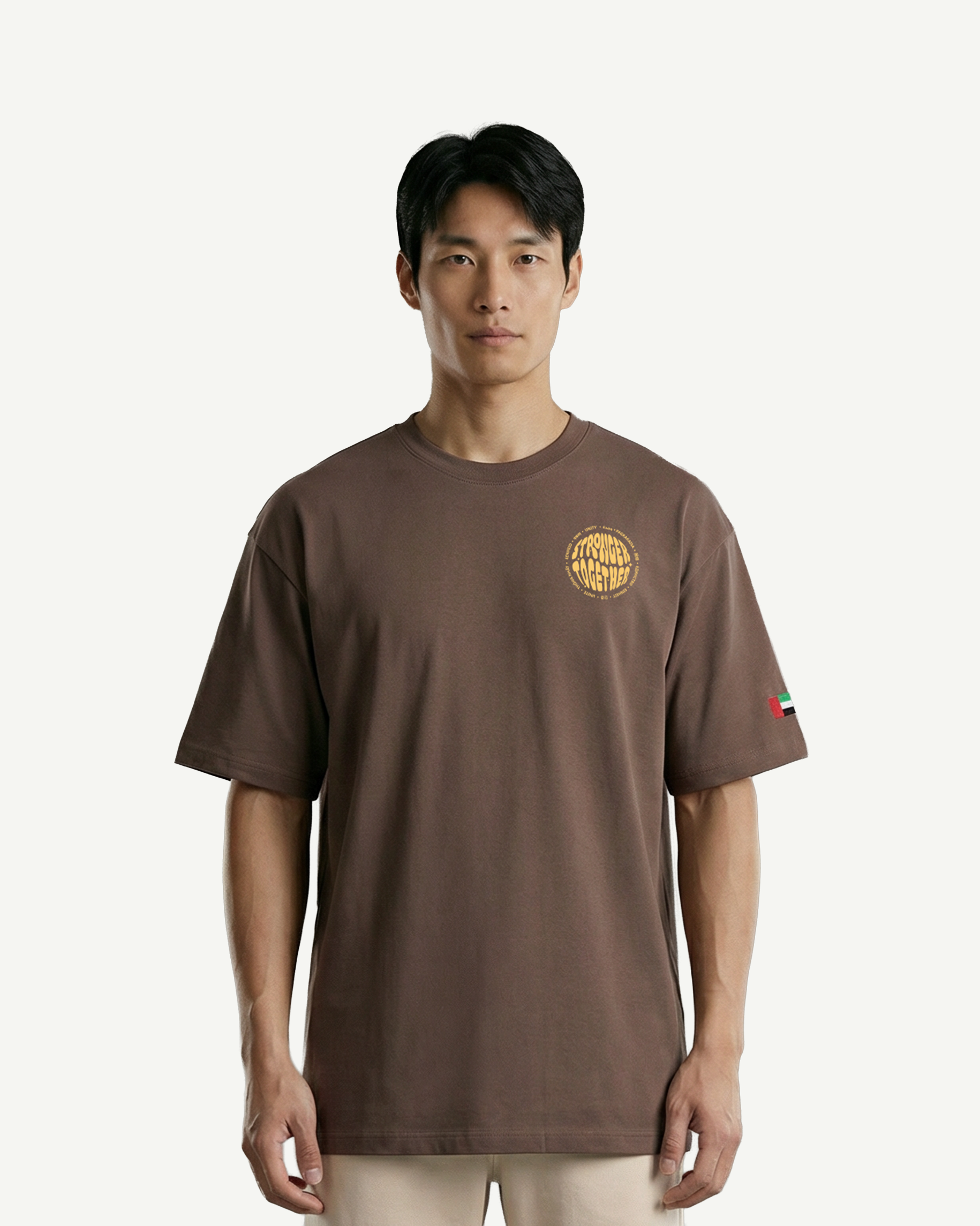 تي شيرت جرافيك للرجال من جلوبال يونيتي